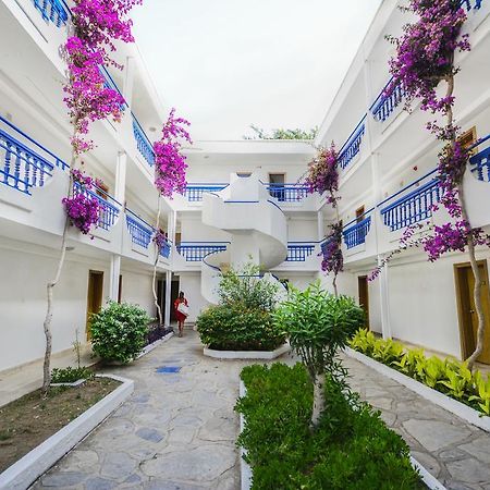 טורגוטריס Club Blue White All Inclusive מראה חיצוני תמונה