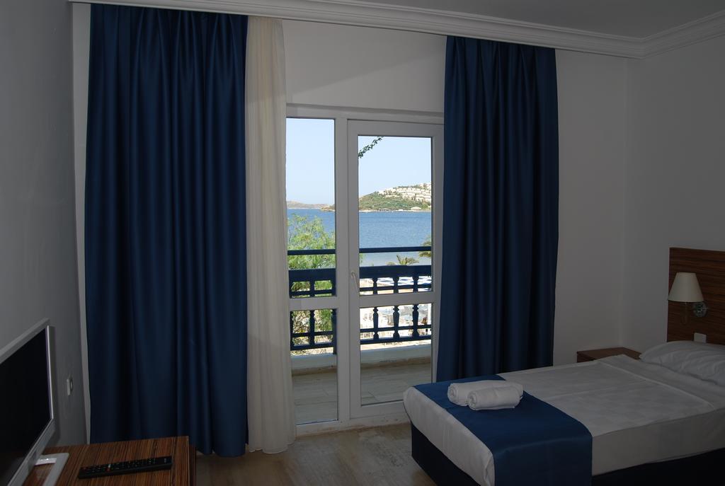 טורגוטריס Club Blue White All Inclusive חדר תמונה