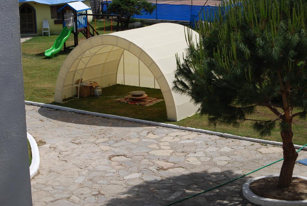 טורגוטריס Club Blue White All Inclusive מראה חיצוני תמונה