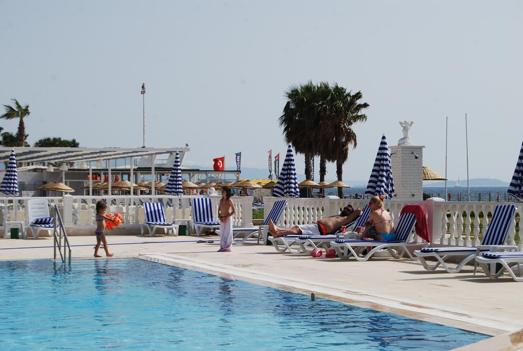 טורגוטריס Club Blue White All Inclusive מראה חיצוני תמונה